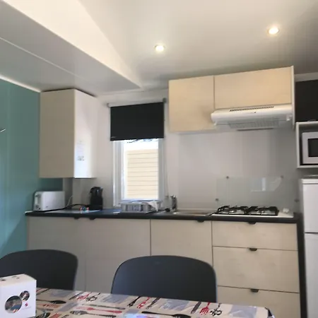 Dolce Κάμπινγκ Καλβί