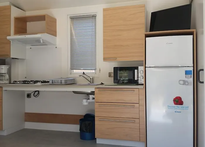 Dolce Kemp Calvi (Corsica)